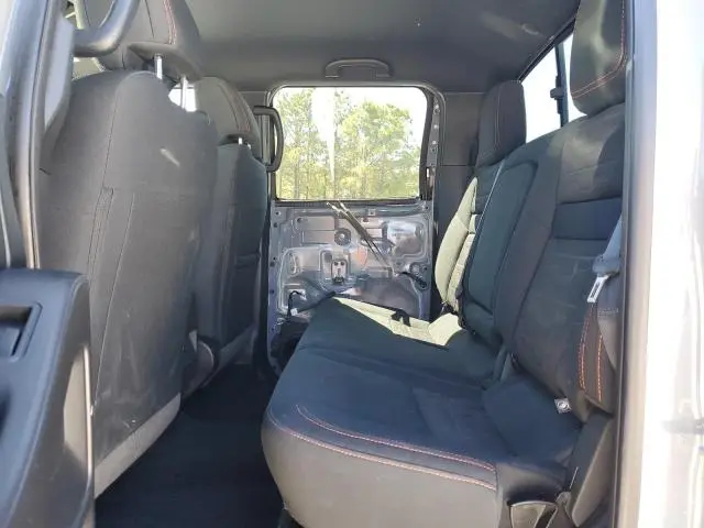 2023 NISSAN FRONTIER S  