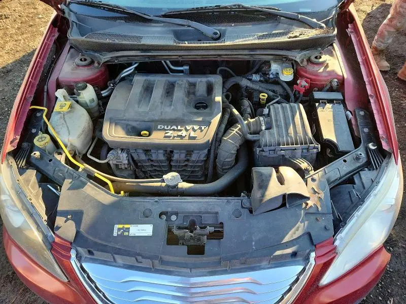 2014 CHRYSLER 200 LX  