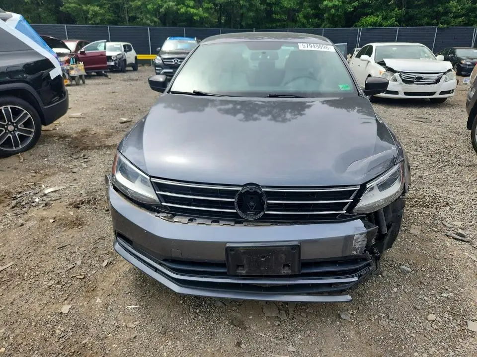 2015 VOLKSWAGEN JETTA SE  