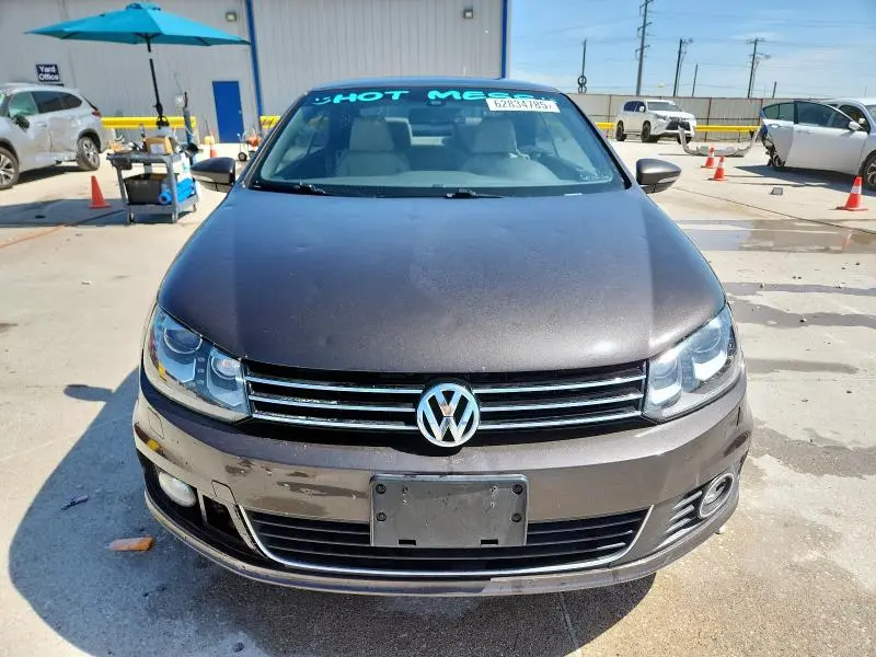 2014 VOLKSWAGEN EOS LUX  