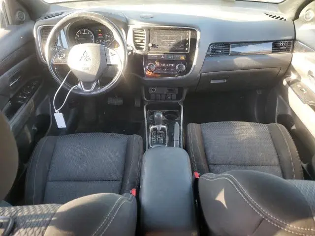 2018 MITSUBISHI OUTLANDER SE