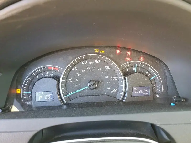 2012 TOYOTA CAMRY BASE  