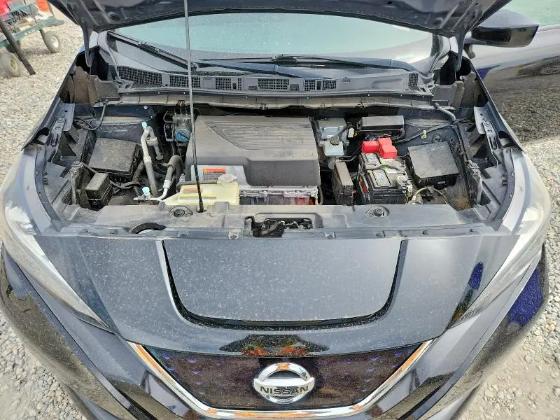2018 NISSAN LEAF SV  