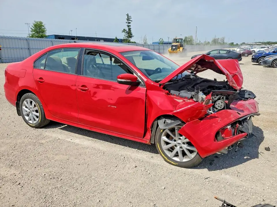 2012 VOLKSWAGEN JETTA SE  