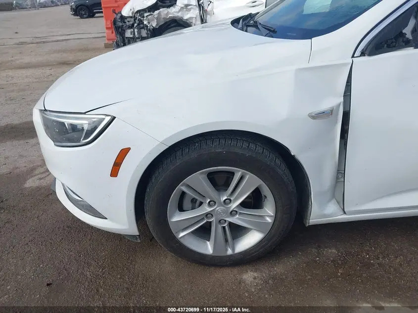 2018 BUICK REGAL SPORTBACK PREFERRED