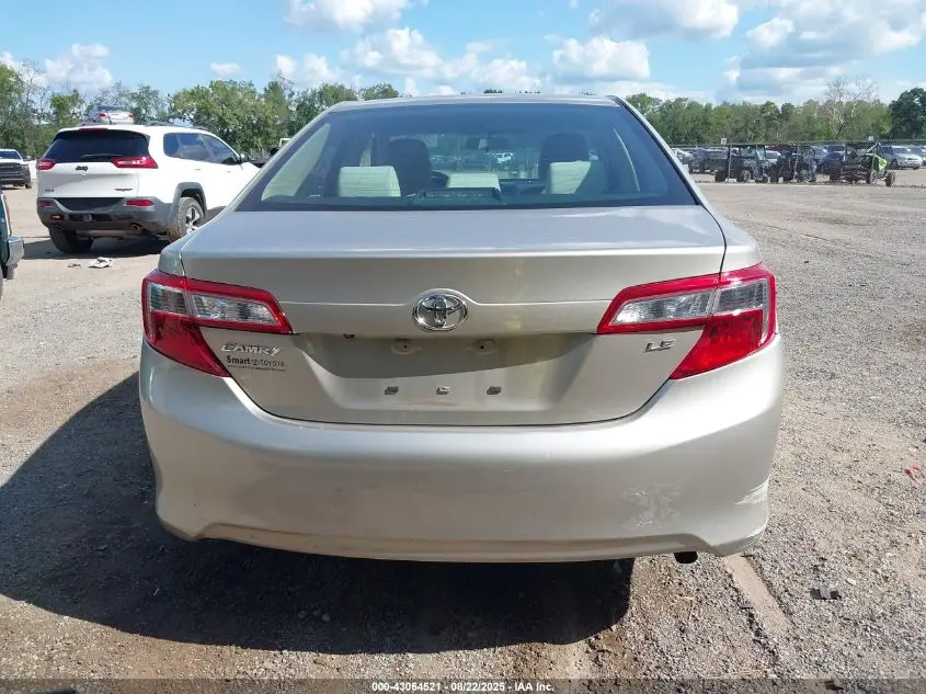 2014 TOYOTA CAMRY LE