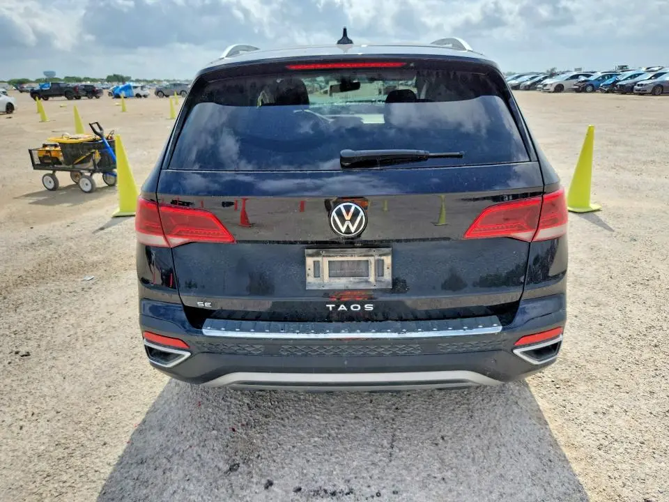 2023 VOLKSWAGEN TAOS SE  