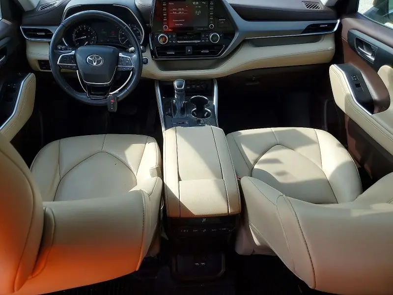 2020 TOYOTA HIGHLANDER   