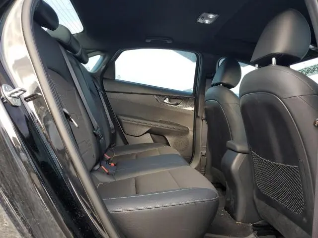 2024 KIA FORTE GT LINE  