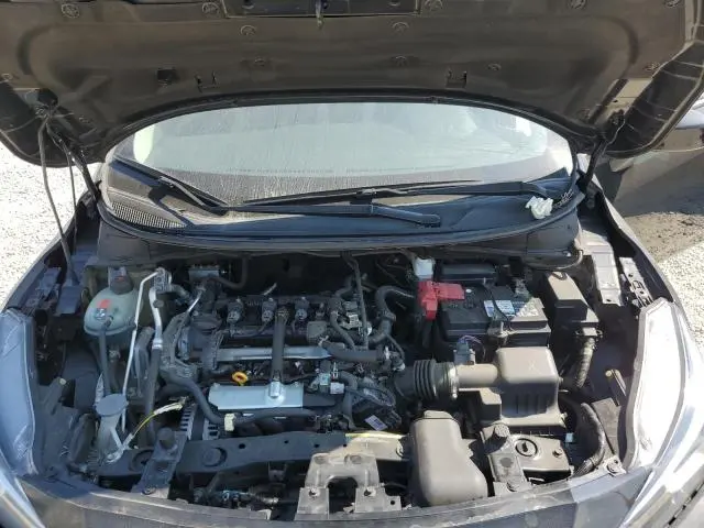 2022 NISSAN VERSA SV  