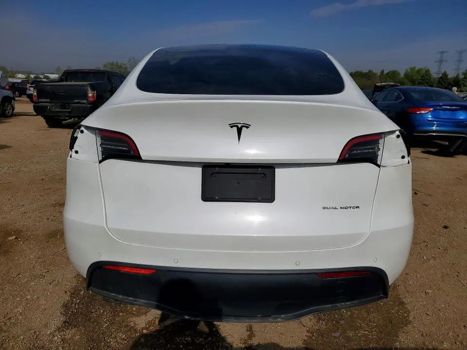 2021 TESLA MODEL Y   