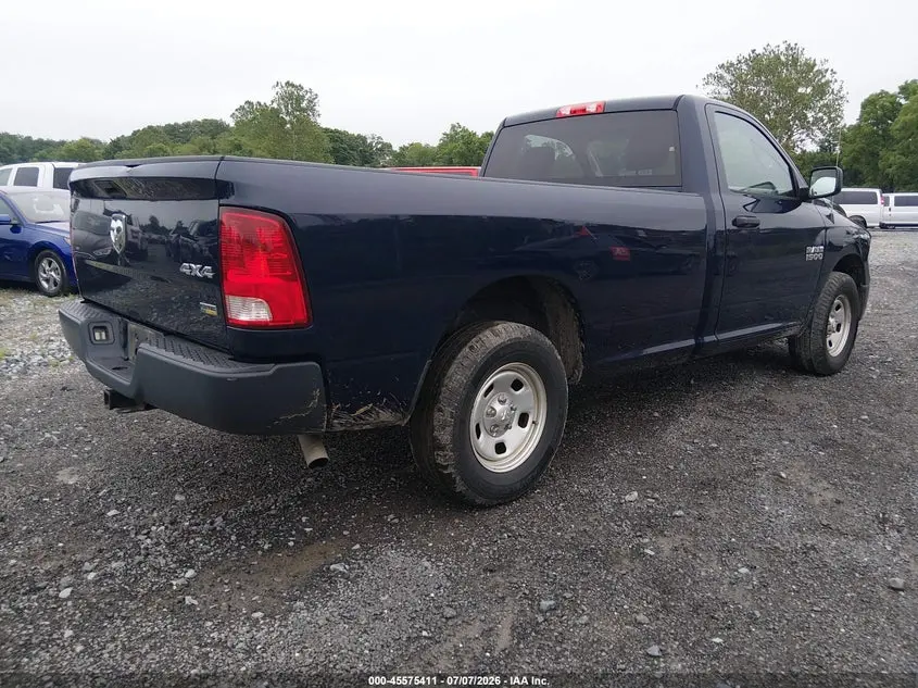 2017 RAM 1500 TRADESMAN  4X4 8' BOX