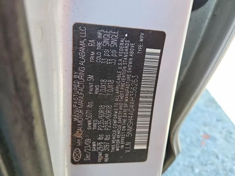 2010 HYUNDAI SANTA FE SE  