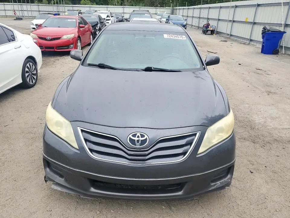2011 TOYOTA CAMRY LE  