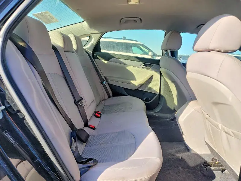 2018 HYUNDAI SONATA SE  