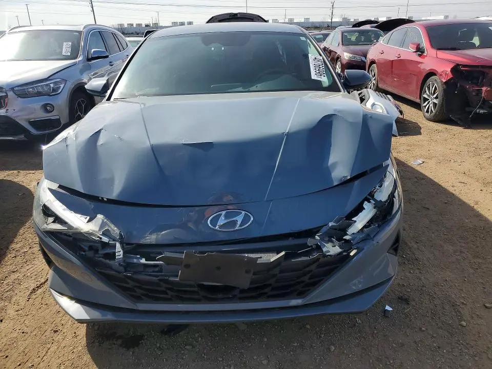 2021 HYUNDAI ELANTRA SEL  