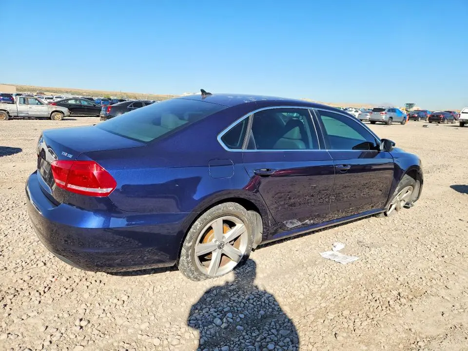 2014 VOLKSWAGEN PASSAT SE  