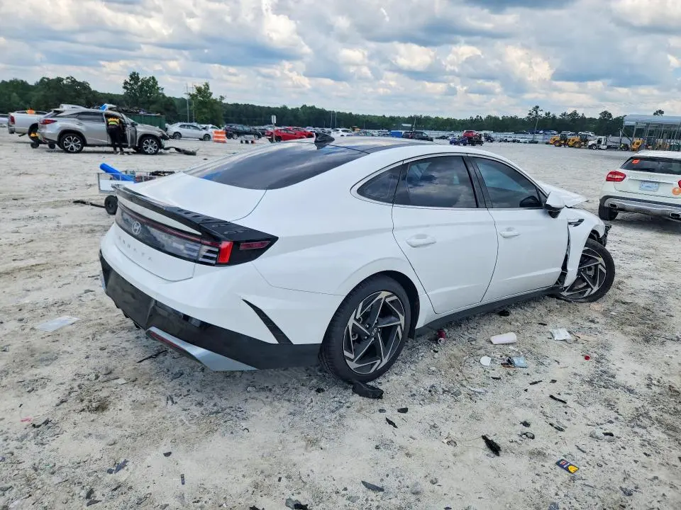 2024 HYUNDAI SONATA SEL  