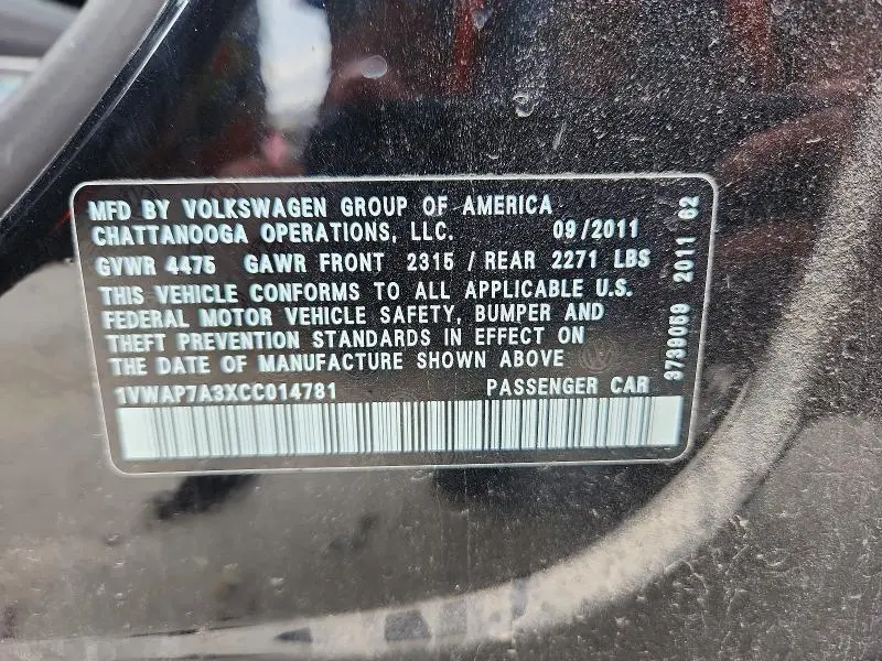 2012 VOLKSWAGEN PASSAT S  