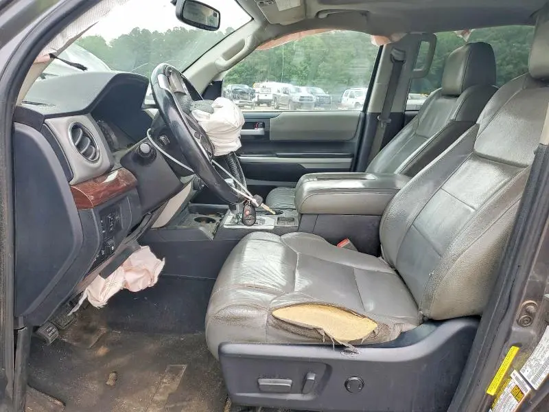 2017 TOYOTA TUNDRA CREWMAX LIMITED  