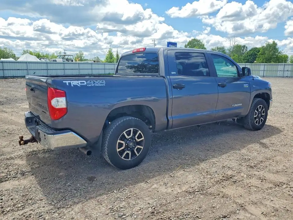 2018 TOYOTA TUNDRA CREWMAX SR5  