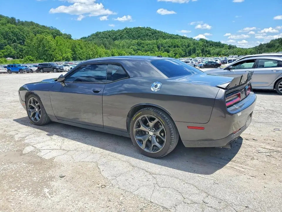 2015 DODGE CHALLENGER SXT  