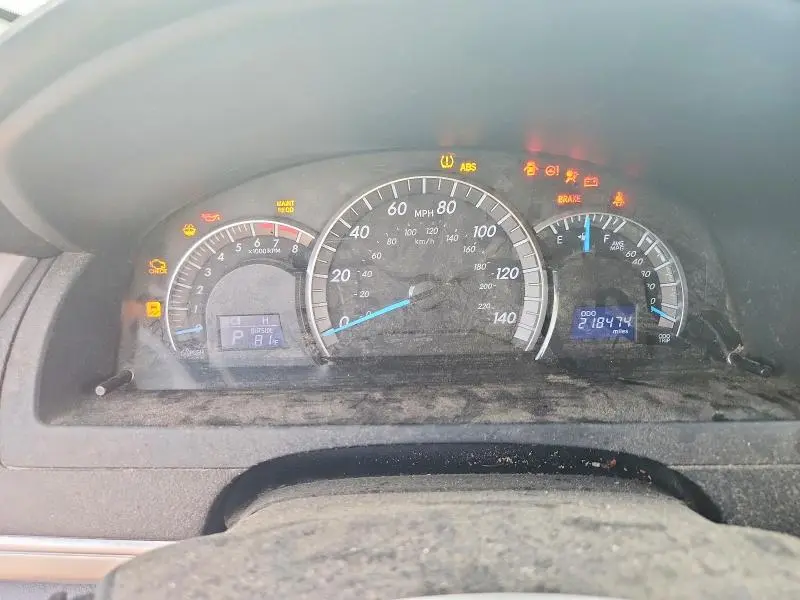 2014 TOYOTA CAMRY SE  