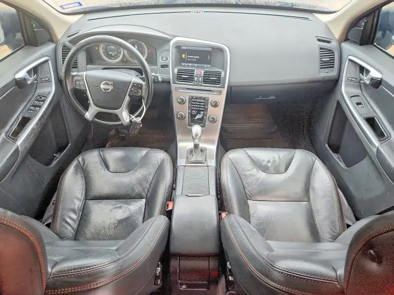 2013 VOLVO XC60 3.2  