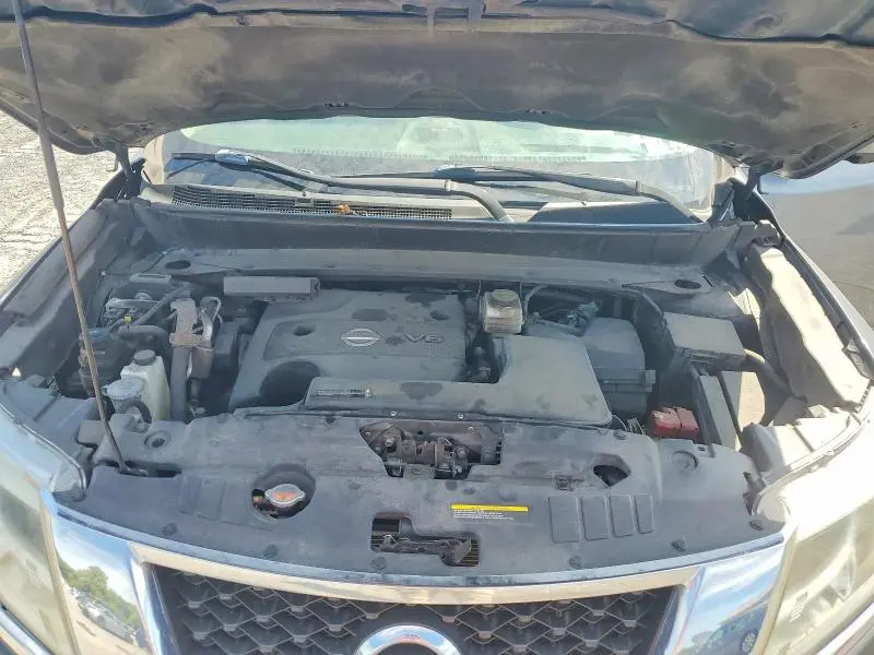 2015 NISSAN PATHFINDER S  