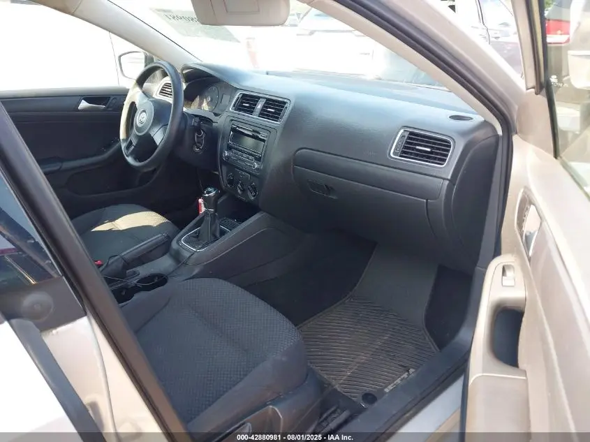 2014 VOLKSWAGEN JETTA 2.0L S