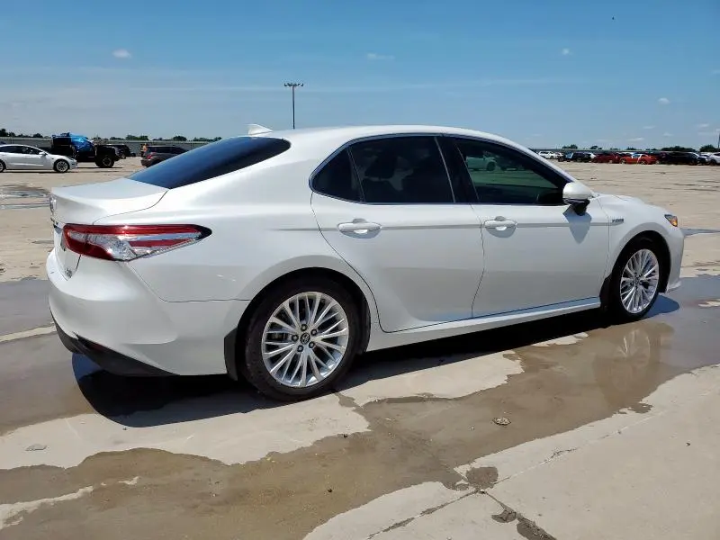 2019 TOYOTA CAMRY HYBRID  