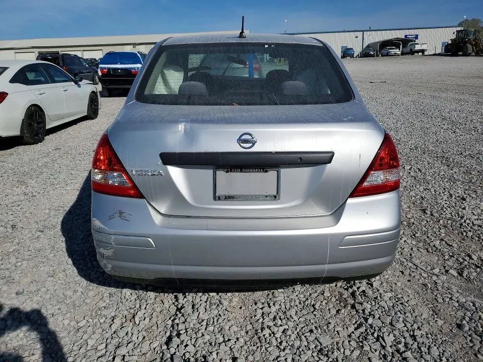 2010 NISSAN VERSA 1.6 BASE  