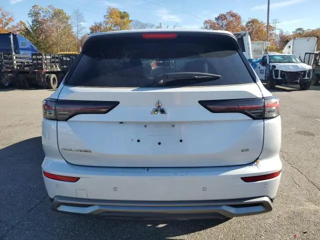 2025 MITSUBISHI OUTLANDER SE  