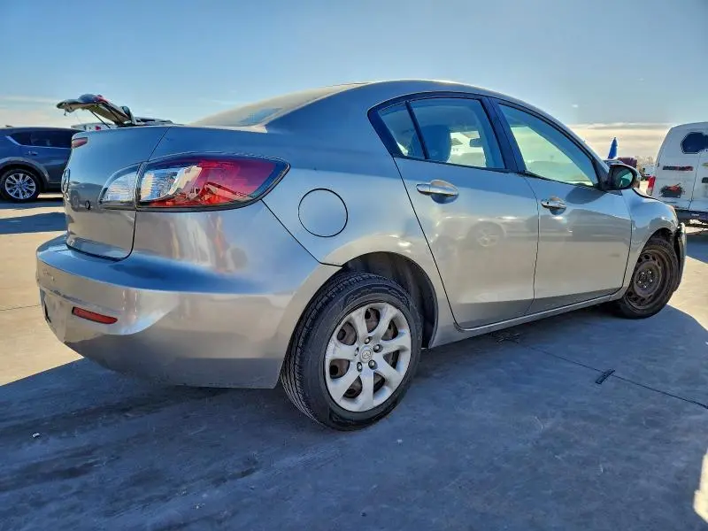 2013 MAZDA 3 I  