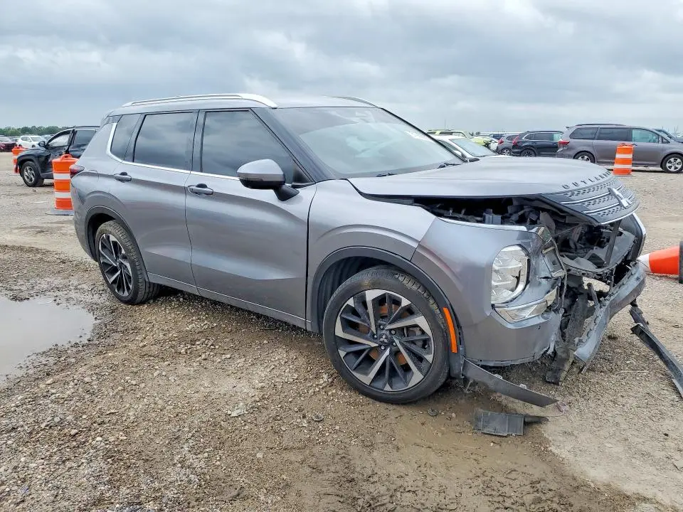 2022 MITSUBISHI OUTLANDER SEL  