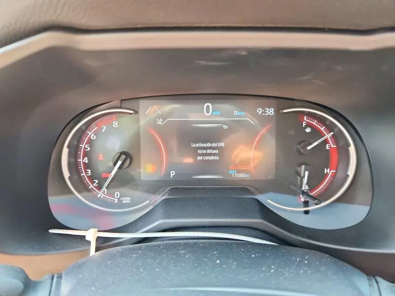 2025 TOYOTA RAV4 LE  