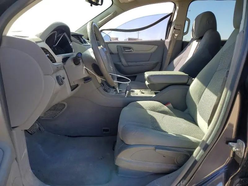 2017 CHEVROLET TRAVERSE LS  