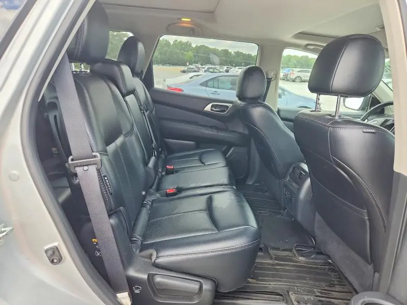 2018 NISSAN PATHFINDER PLATINUM  