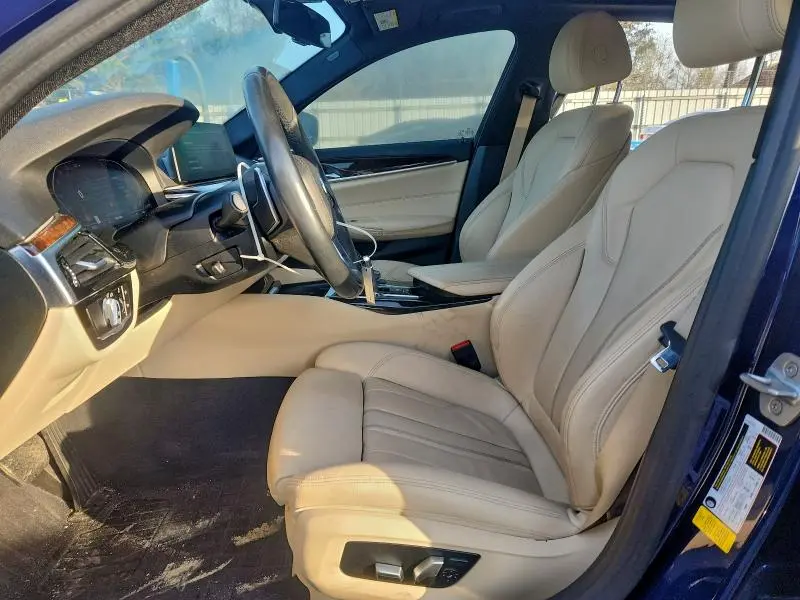 2020 BMW 530 I  