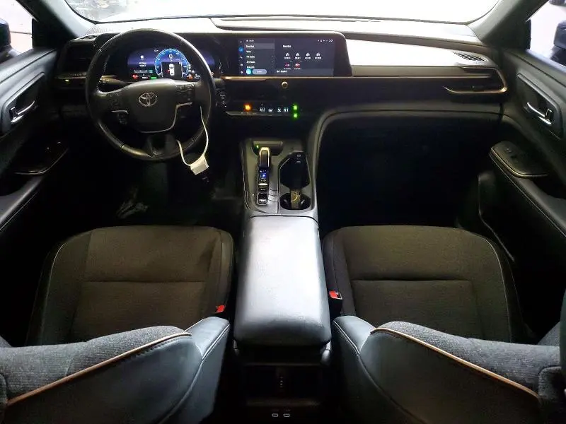 2023 TOYOTA CROWN XLE  