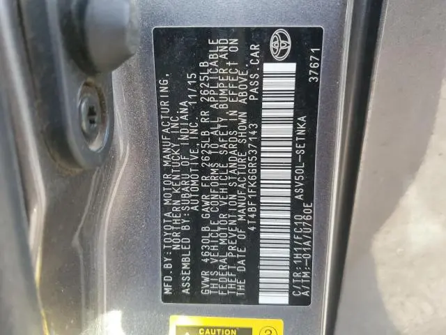 2016 TOYOTA CAMRY LE  