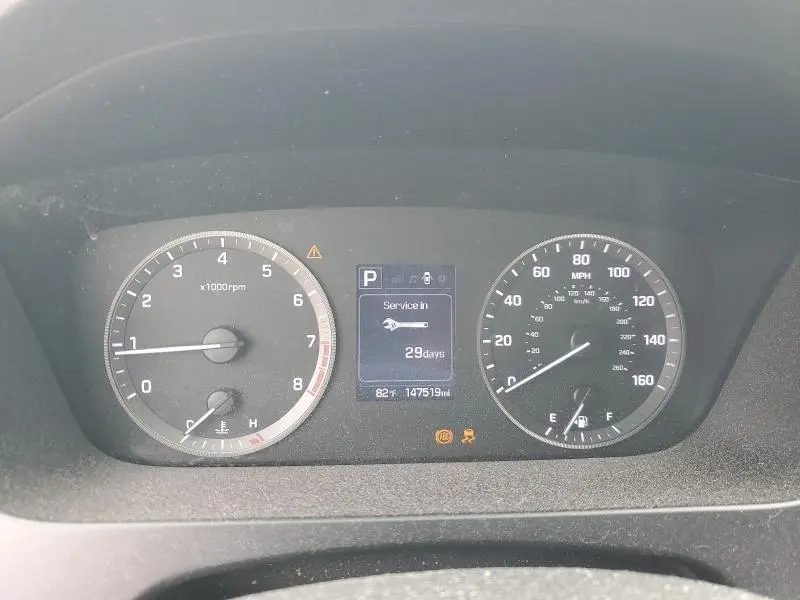 2016 HYUNDAI SONATA SE  