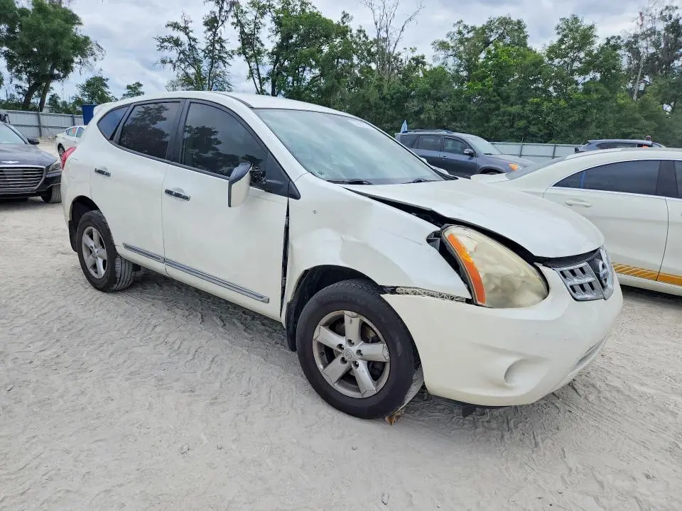 2013 NISSAN ROGUE S  