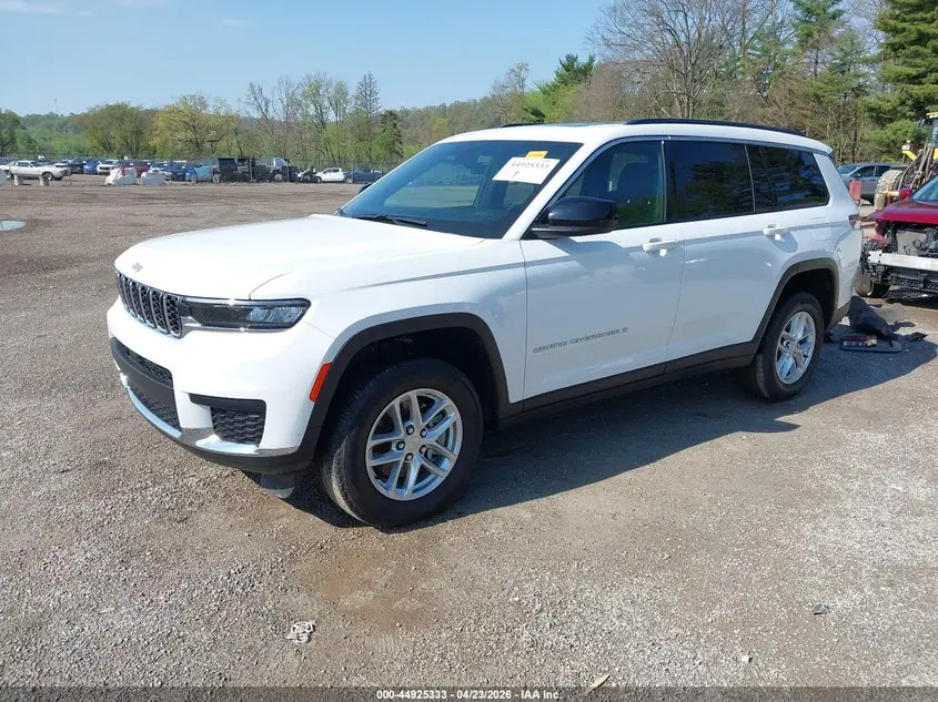 2025 JEEP GRAND CHEROKEE L LAREDO X 4X4