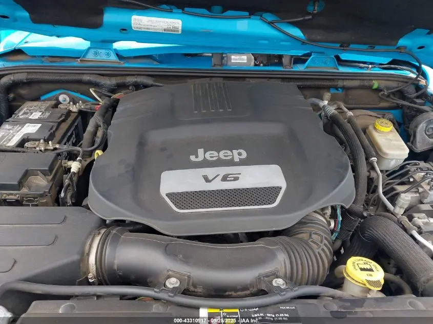 2017 JEEP WRANGLER UNLIMITED SAHARA 4X4