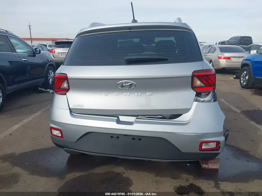 2026 HYUNDAI VENUE SEL