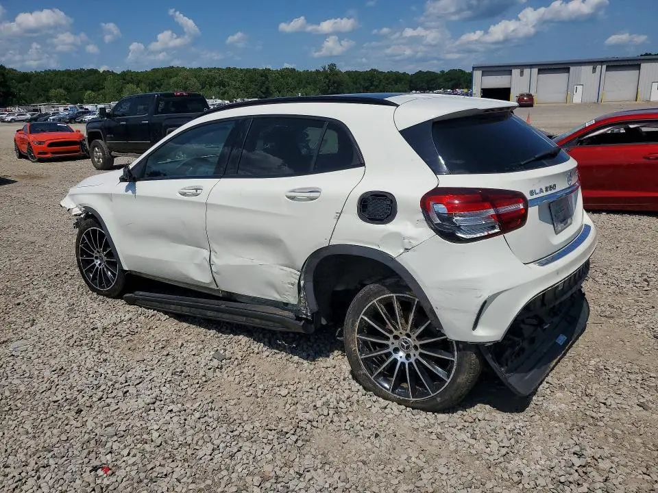 2018 MERCEDES-BENZ GLA 250 4MATIC  