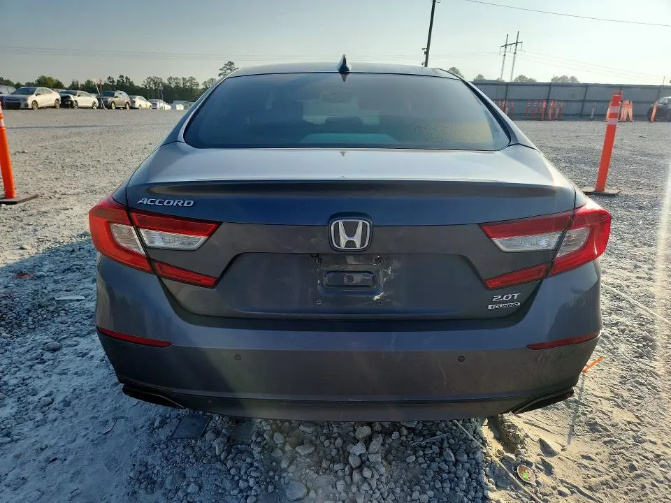 2018 HONDA ACCORD TOURING  