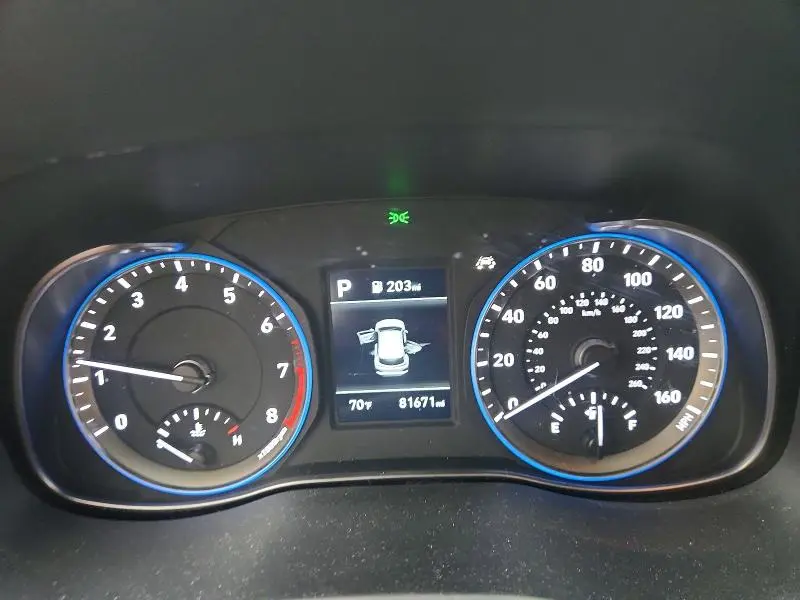 2020 HYUNDAI KONA SE  