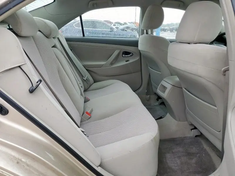 2010 TOYOTA CAMRY BASE  